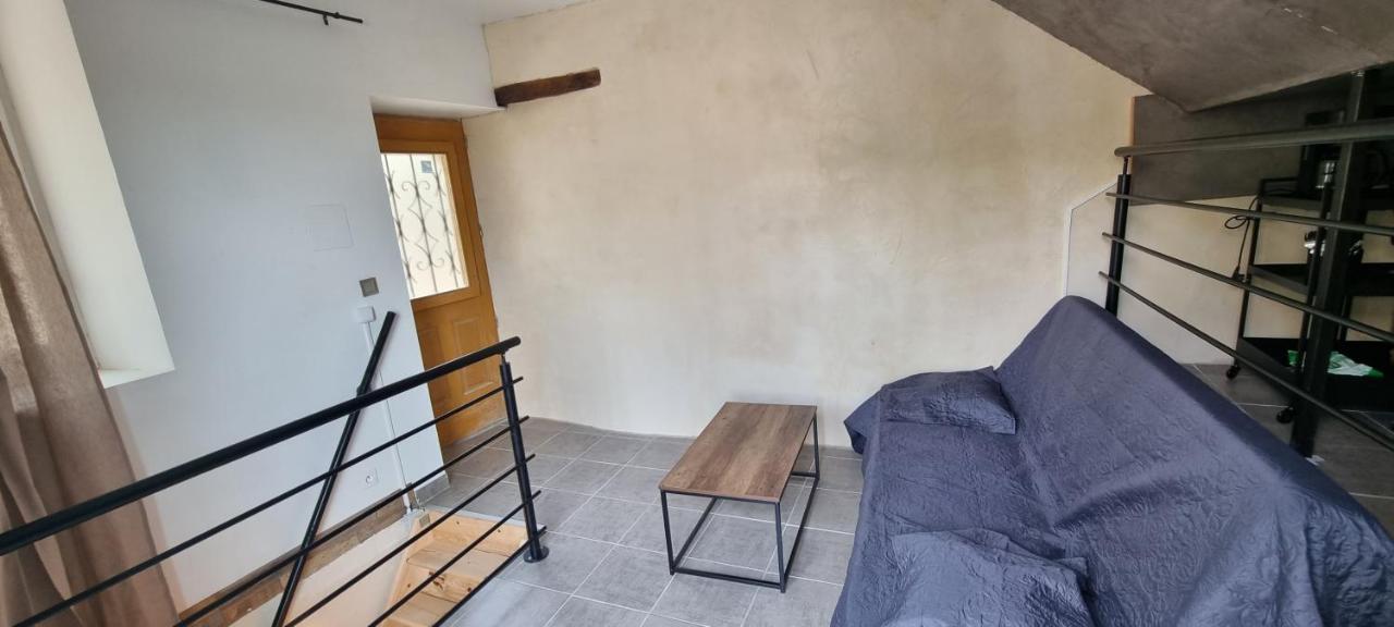 Saint-Roman-de-Malegarde Maison De Village En Provence Avec Terrasse De 33M2 מראה חיצוני תמונה
